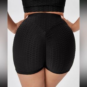 Scrunched biker shorts